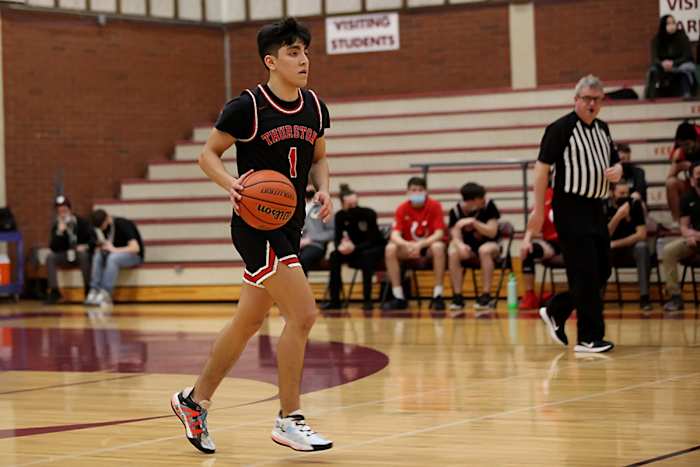 Thurston.Willamette.boys-basketball.Michele-Bunch.30